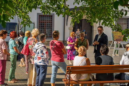 V Mekinjskem samostanu v znamenju umetnosti in spomina na Dušana Lipovca (23)